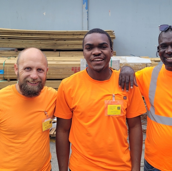 Meet your Posher, Sarah - Picture 5 of 7